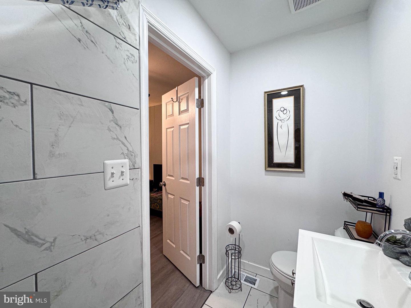 1507 38TH ST SE, WASHINGTON, District Of Columbia 20020, 4 Bedrooms Bedrooms, 7 Rooms Rooms,3 BathroomsBathrooms,Residential,For sale,1507 38TH ST SE,DCDC2233320 MLS # DCDC2233320