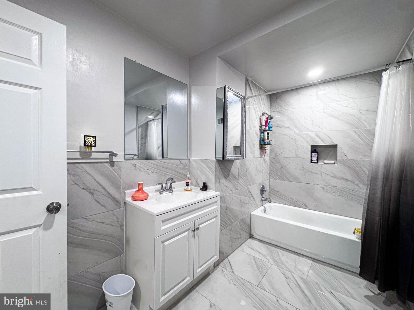 1507 38TH ST SE, WASHINGTON, District Of Columbia 20020, 4 Bedrooms Bedrooms, 7 Rooms Rooms,3 BathroomsBathrooms,Residential,For sale,1507 38TH ST SE,DCDC2233320 MLS # DCDC2233320