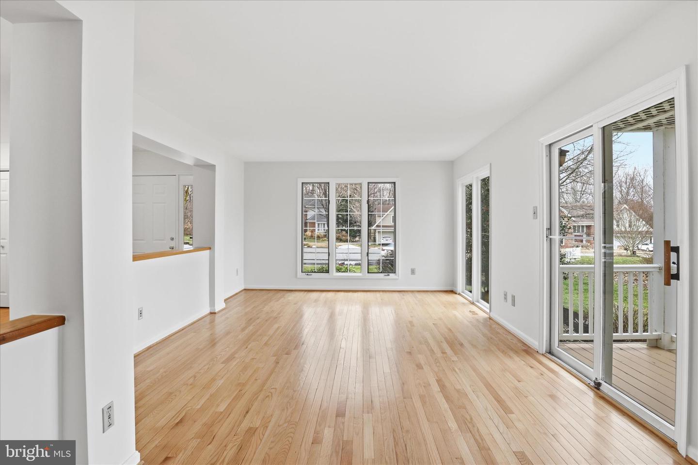 9111 WOOD SPICE LN, LORTON, Virginia 22079, 4 Bedrooms Bedrooms, ,4 BathroomsBathrooms,Residential,For sale,9111 WOOD SPICE LN,VAFX2280952 MLS # VAFX2280952