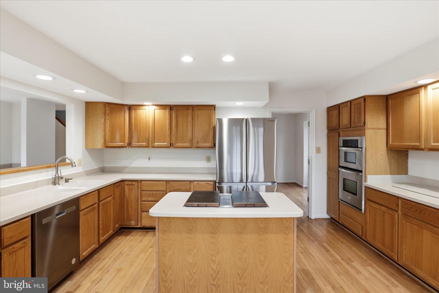 9111 WOOD SPICE LN, LORTON, Virginia 22079, 4 Bedrooms Bedrooms, ,4 BathroomsBathrooms,Residential,For sale,9111 WOOD SPICE LN,VAFX2280952 MLS # VAFX2280952