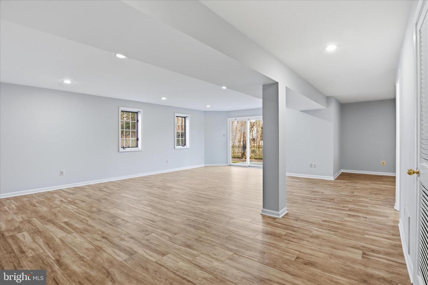 9111 WOOD SPICE LN, LORTON, Virginia 22079, 4 Bedrooms Bedrooms, ,4 BathroomsBathrooms,Residential,For sale,9111 WOOD SPICE LN,VAFX2280952 MLS # VAFX2280952