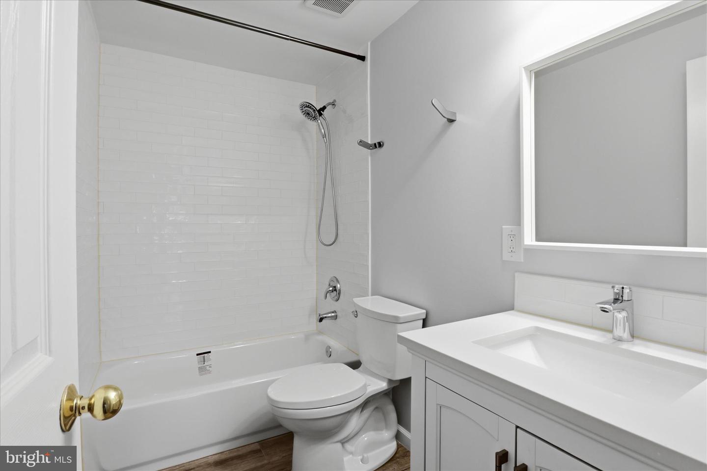 9111 WOOD SPICE LN, LORTON, Virginia 22079, 4 Bedrooms Bedrooms, ,4 BathroomsBathrooms,Residential,For sale,9111 WOOD SPICE LN,VAFX2280952 MLS # VAFX2280952