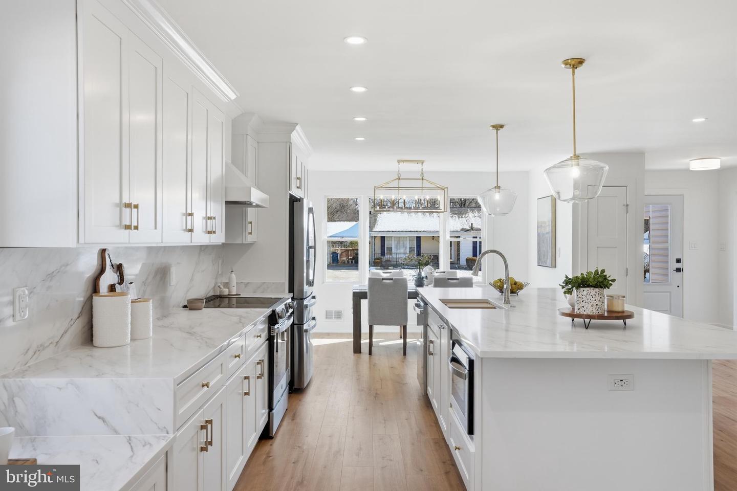 9077 BROOK FORD RD, BURKE, Virginia 22015, 5 Bedrooms Bedrooms, ,3 BathroomsBathrooms,Residential,For sale,9077 BROOK FORD RD,VAFX2281022 MLS # VAFX2281022