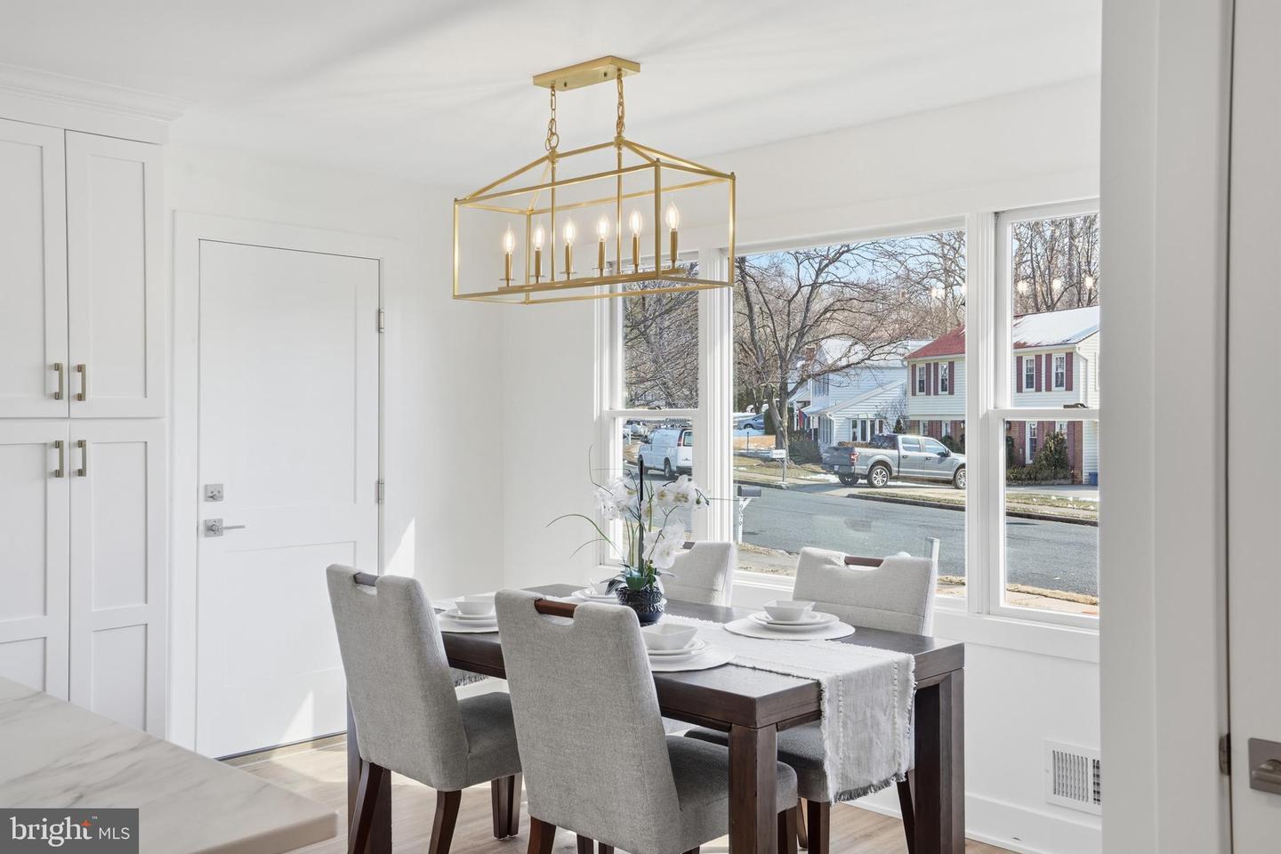 9077 BROOK FORD RD, BURKE, Virginia 22015, 5 Bedrooms Bedrooms, ,3 BathroomsBathrooms,Residential,For sale,9077 BROOK FORD RD,VAFX2281022 MLS # VAFX2281022