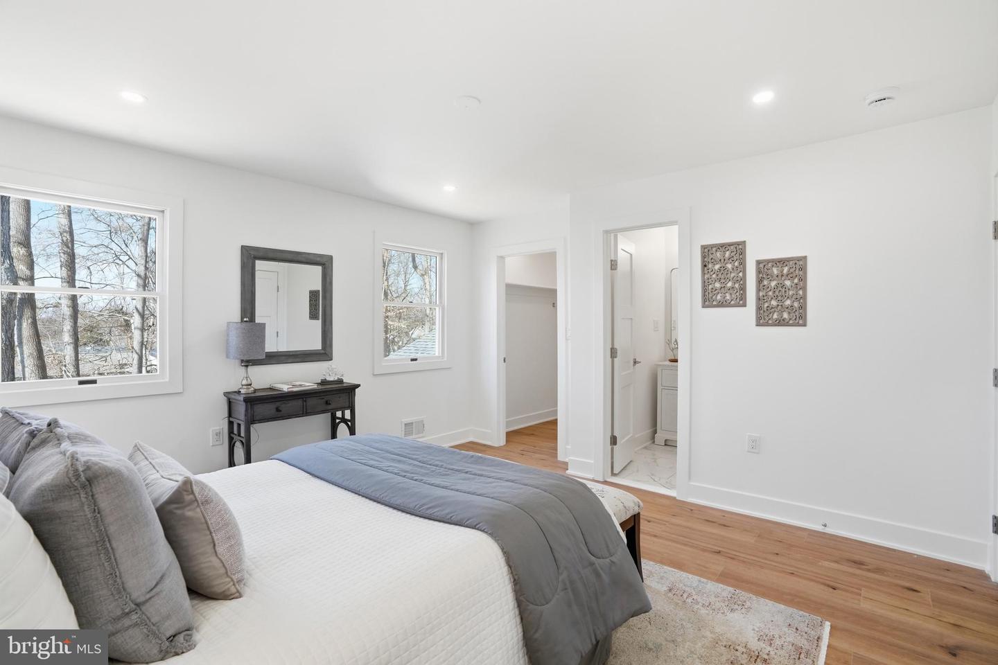 9077 BROOK FORD RD, BURKE, Virginia 22015, 5 Bedrooms Bedrooms, ,3 BathroomsBathrooms,Residential,For sale,9077 BROOK FORD RD,VAFX2281022 MLS # VAFX2281022