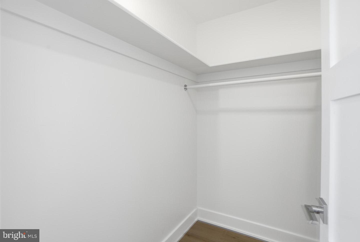 9077 BROOK FORD RD, BURKE, Virginia 22015, 5 Bedrooms Bedrooms, ,3 BathroomsBathrooms,Residential,For sale,9077 BROOK FORD RD,VAFX2281022 MLS # VAFX2281022