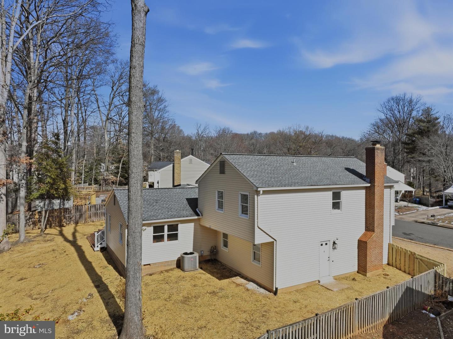 9077 BROOK FORD RD, BURKE, Virginia 22015, 5 Bedrooms Bedrooms, ,3 BathroomsBathrooms,Residential,For sale,9077 BROOK FORD RD,VAFX2281022 MLS # VAFX2281022