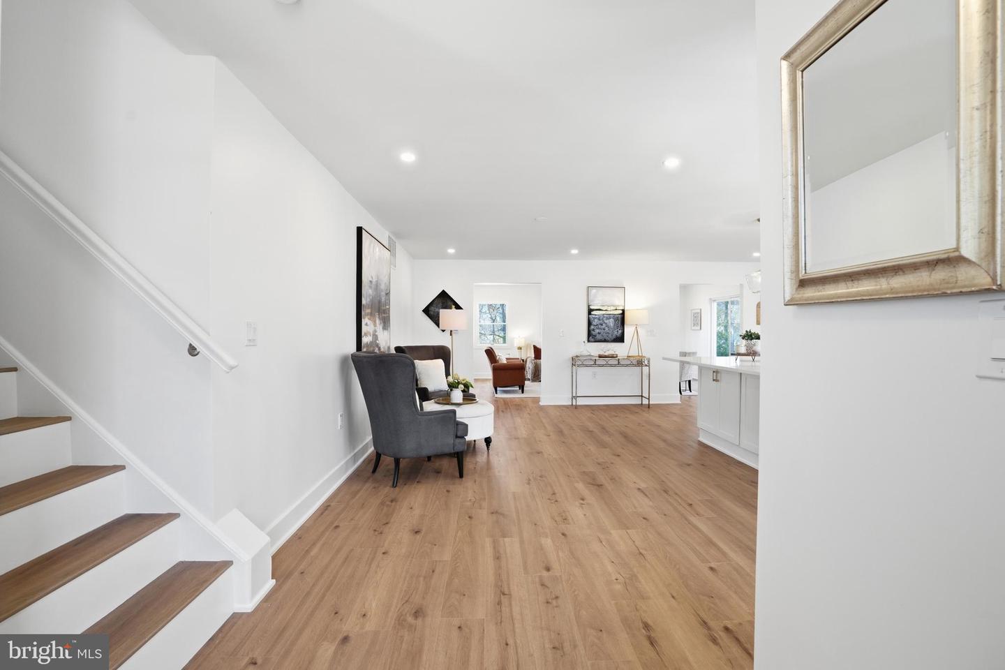 9077 BROOK FORD RD, BURKE, Virginia 22015, 5 Bedrooms Bedrooms, ,3 BathroomsBathrooms,Residential,For sale,9077 BROOK FORD RD,VAFX2281022 MLS # VAFX2281022