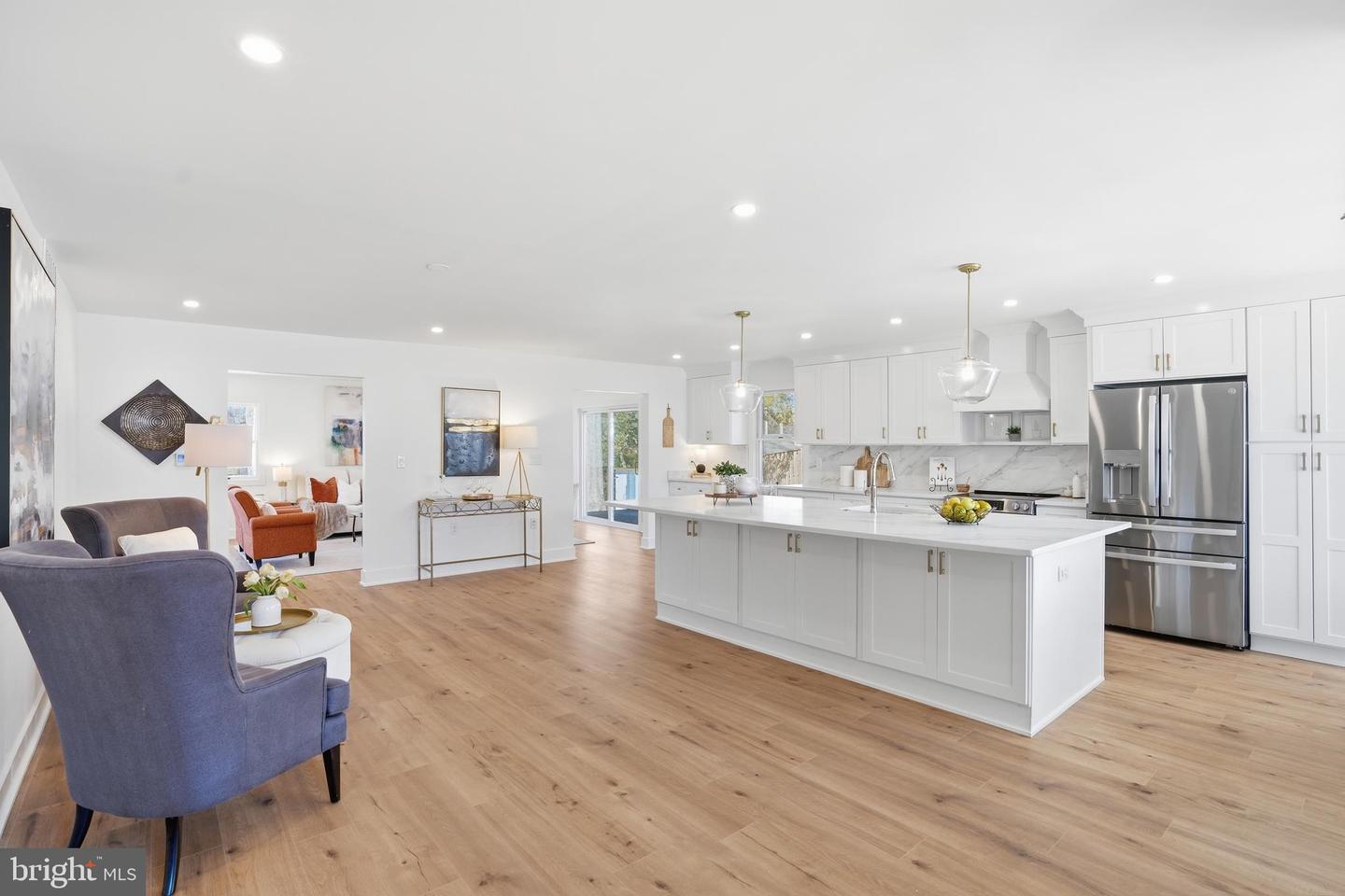 9077 BROOK FORD RD, BURKE, Virginia 22015, 5 Bedrooms Bedrooms, ,3 BathroomsBathrooms,Residential,For sale,9077 BROOK FORD RD,VAFX2281022 MLS # VAFX2281022