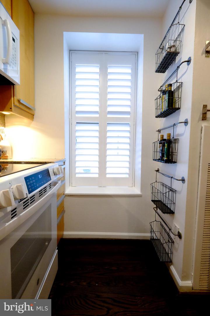 2123 NW CALIFORNIA ST NW #B7, WASHINGTON, District Of Columbia 20008, 1 Bedroom Bedrooms, 3 Rooms Rooms,1 BathroomBathrooms,Residential,For sale,2123 NW CALIFORNIA ST NW #B7,DCDC2233774 MLS # DCDC2233774