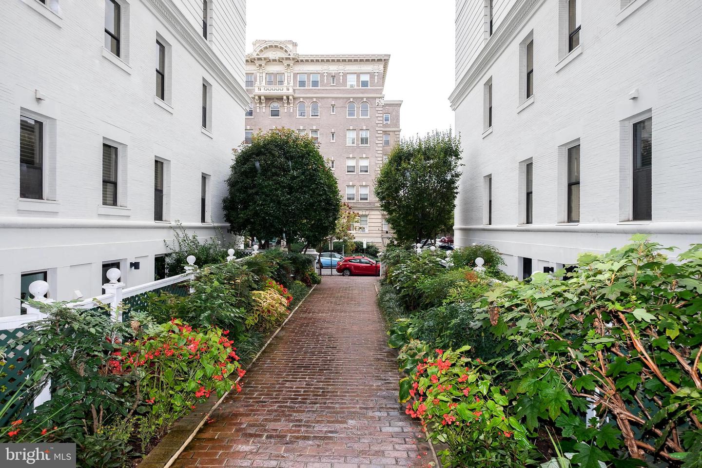 2123 NW CALIFORNIA ST NW #B7, WASHINGTON, District Of Columbia 20008, 1 Bedroom Bedrooms, 3 Rooms Rooms,1 BathroomBathrooms,Residential,For sale,2123 NW CALIFORNIA ST NW #B7,DCDC2233774 MLS # DCDC2233774