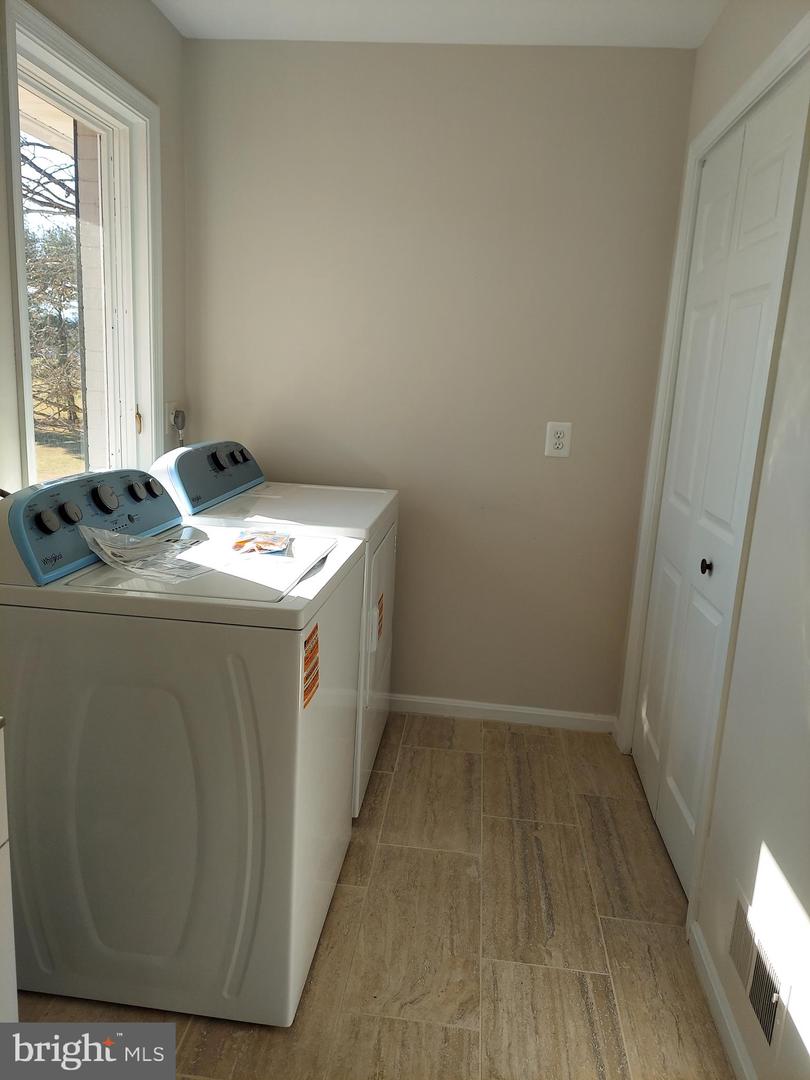 388 BOWLING GREEN RD, FRONT ROYAL, Virginia 22630, 4 Bedrooms Bedrooms, ,3 BathroomsBathrooms,Residential,For sale,388 BOWLING GREEN RD,VAWR2012894 MLS # VAWR2012894