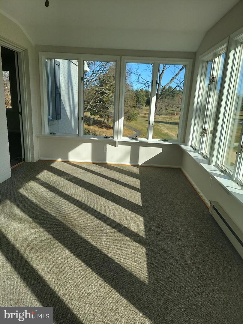 388 BOWLING GREEN RD, FRONT ROYAL, Virginia 22630, 4 Bedrooms Bedrooms, ,3 BathroomsBathrooms,Residential,For sale,388 BOWLING GREEN RD,VAWR2012894 MLS # VAWR2012894