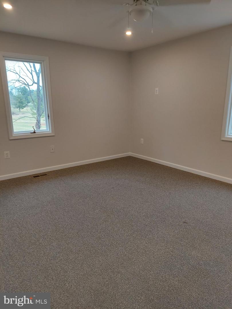 388 BOWLING GREEN RD, FRONT ROYAL, Virginia 22630, 4 Bedrooms Bedrooms, ,3 BathroomsBathrooms,Residential,For sale,388 BOWLING GREEN RD,VAWR2012894 MLS # VAWR2012894