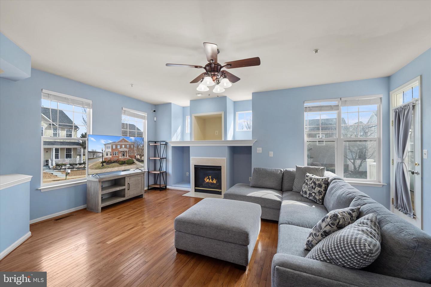 8896 SONG SPARROW DR, GAINESVILLE, Virginia 20155, 4 Bedrooms Bedrooms, ,3 BathroomsBathrooms,Residential,For sale,8896 SONG SPARROW DR,VAPW2109412 MLS # VAPW2109412 8896 SONG SPARROW DR, GAINESVILLE, Virginia 20155, 4 Bedrooms Bedrooms, ,3 BathroomsBathrooms,Residential,For sale,8896 SONG SPARROW DR,VAPW2109412 MLS # VAPW2109412