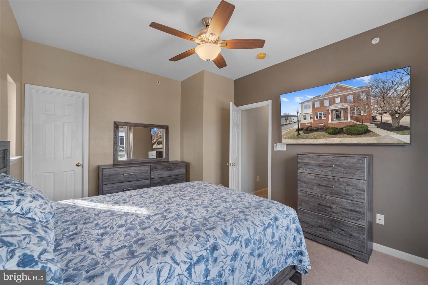 8896 SONG SPARROW DR, GAINESVILLE, Virginia 20155, 4 Bedrooms Bedrooms, ,3 BathroomsBathrooms,Residential,For sale,8896 SONG SPARROW DR,VAPW2109412 MLS # VAPW2109412 8896 SONG SPARROW DR, GAINESVILLE, Virginia 20155, 4 Bedrooms Bedrooms, ,3 BathroomsBathrooms,Residential,For sale,8896 SONG SPARROW DR,VAPW2109412 MLS # VAPW2109412