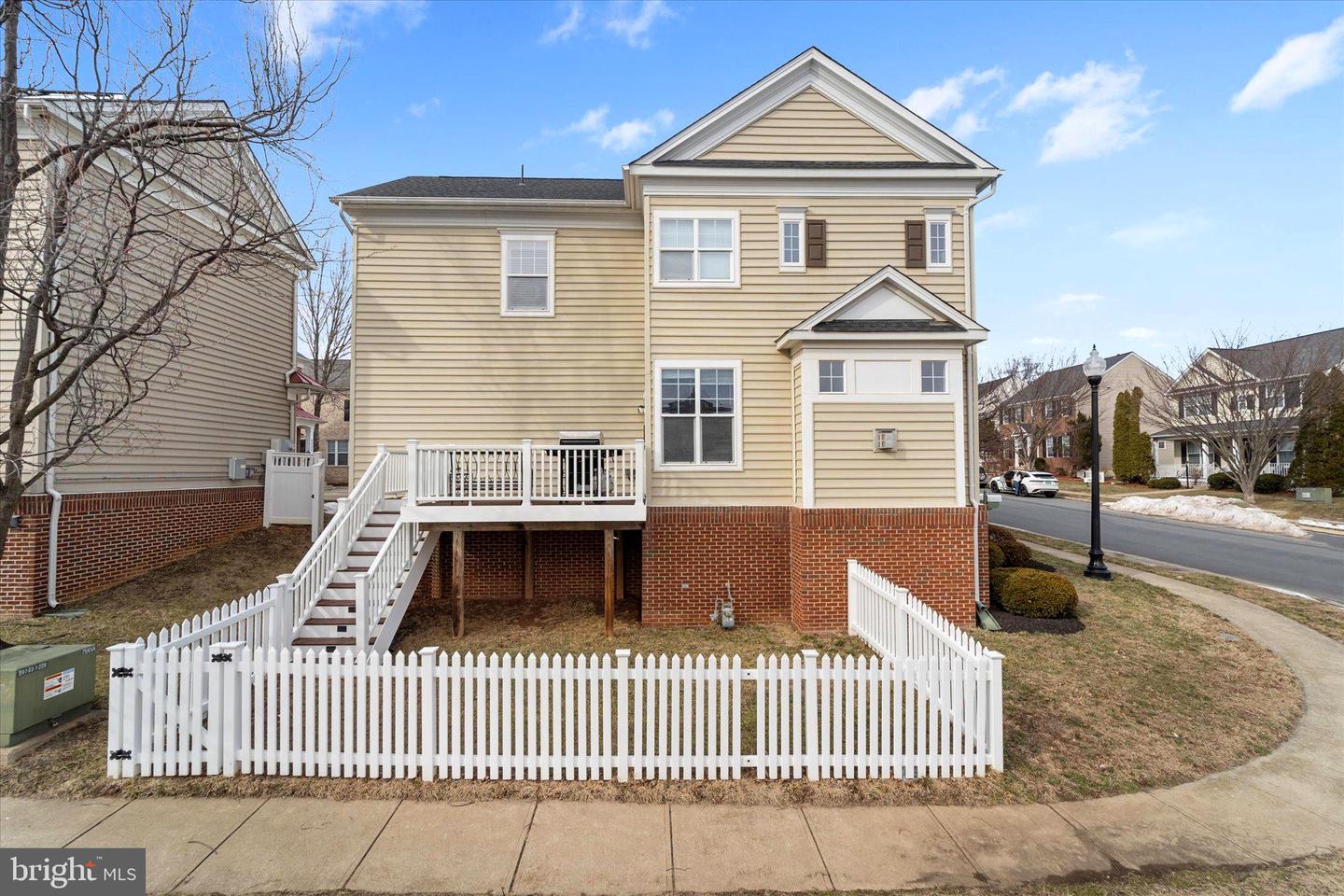 8896 SONG SPARROW DR, GAINESVILLE, Virginia 20155, 4 Bedrooms Bedrooms, ,3 BathroomsBathrooms,Residential,For sale,8896 SONG SPARROW DR,VAPW2109412 MLS # VAPW2109412 8896 SONG SPARROW DR, GAINESVILLE, Virginia 20155, 4 Bedrooms Bedrooms, ,3 BathroomsBathrooms,Residential,For sale,8896 SONG SPARROW DR,VAPW2109412 MLS # VAPW2109412