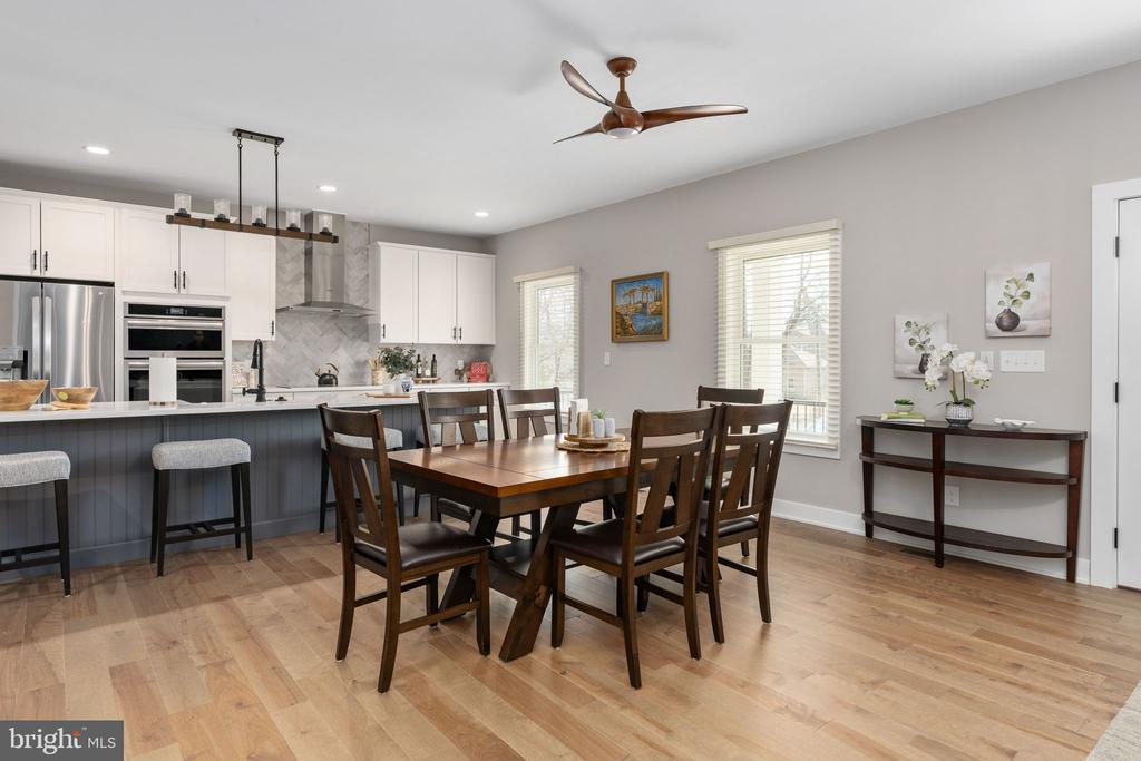 261 WASHINGTON ST, LOCUST GROVE, Virginia 22508, 4 Bedrooms Bedrooms, ,3 BathroomsBathrooms,Residential,261 WASHINGTON ST,VAOR2013410 MLS # VAOR2013410