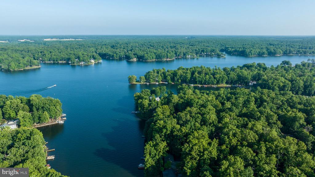 261 WASHINGTON ST, LOCUST GROVE, Virginia 22508, 4 Bedrooms Bedrooms, ,3 BathroomsBathrooms,Residential,261 WASHINGTON ST,VAOR2013410 MLS # VAOR2013410