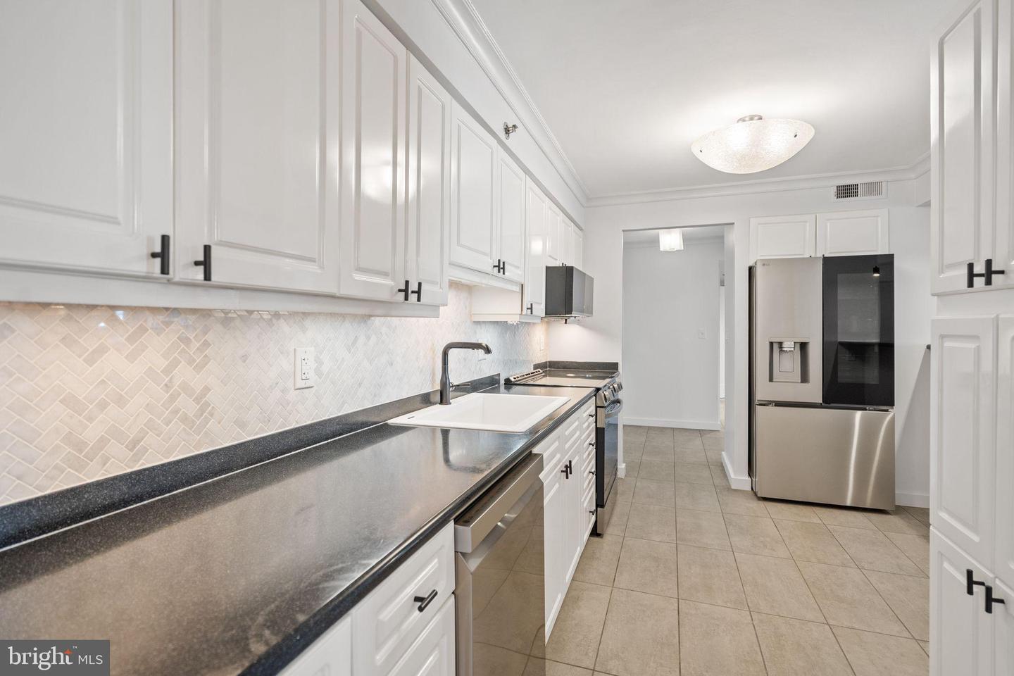 2181 JAMIESON AVE #1605, ALEXANDRIA, Virginia 22314, 3 Bedrooms Bedrooms, 6 Rooms Rooms,2 BathroomsBathrooms,Residential,For sale,2181 JAMIESON AVE #1605,VAAX2052828 MLS # VAAX2052828
