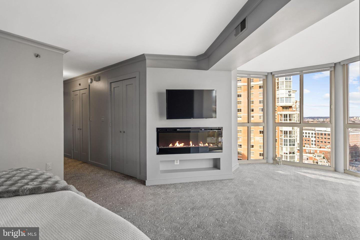 2181 JAMIESON AVE #1605, ALEXANDRIA, Virginia 22314, 3 Bedrooms Bedrooms, 6 Rooms Rooms,2 BathroomsBathrooms,Residential,For sale,2181 JAMIESON AVE #1605,VAAX2052828 MLS # VAAX2052828