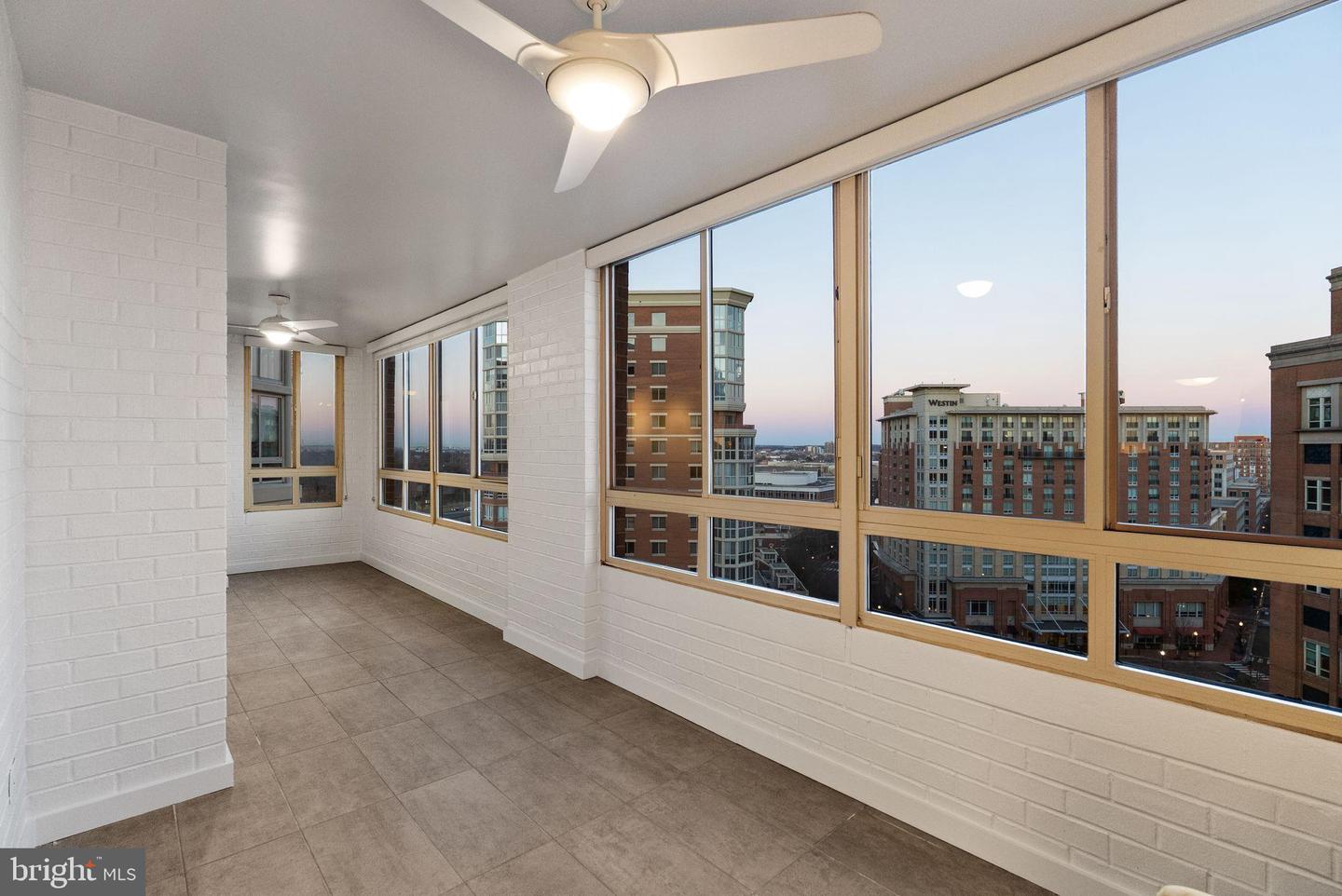 2181 JAMIESON AVE #1605, ALEXANDRIA, Virginia 22314, 3 Bedrooms Bedrooms, 6 Rooms Rooms,2 BathroomsBathrooms,Residential,For sale,2181 JAMIESON AVE #1605,VAAX2052828 MLS # VAAX2052828