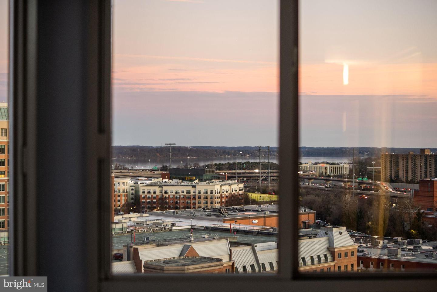 2181 JAMIESON AVE #1605, ALEXANDRIA, Virginia 22314, 3 Bedrooms Bedrooms, 6 Rooms Rooms,2 BathroomsBathrooms,Residential,For sale,2181 JAMIESON AVE #1605,VAAX2052828 MLS # VAAX2052828