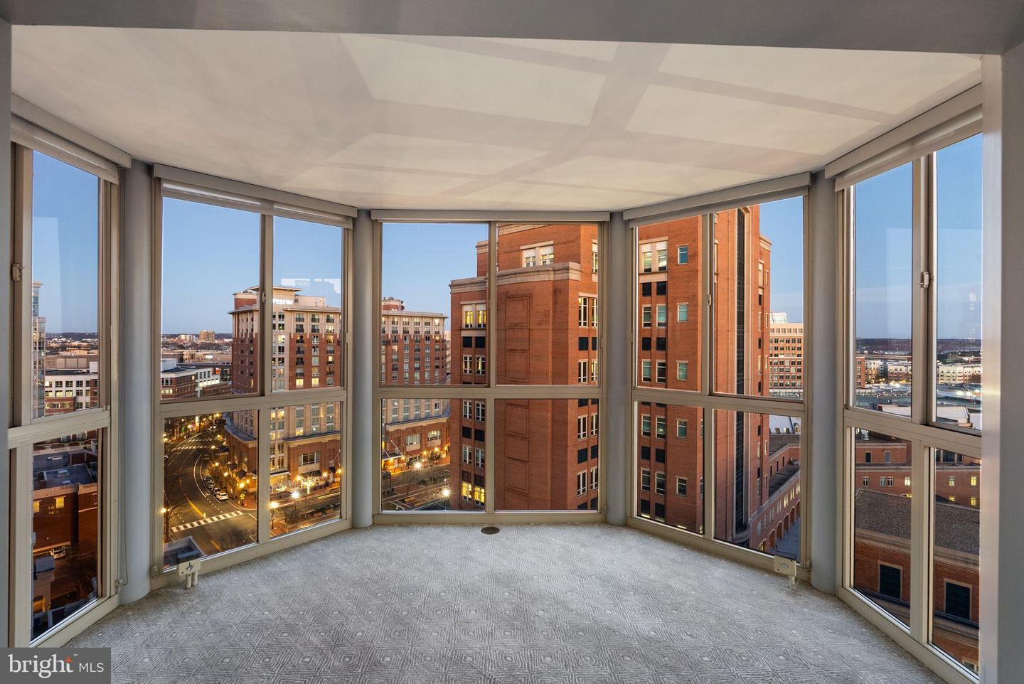 2181 JAMIESON AVE #1605, ALEXANDRIA, Virginia 22314, 3 Bedrooms Bedrooms, 6 Rooms Rooms,2 BathroomsBathrooms,Residential,For sale,2181 JAMIESON AVE #1605,VAAX2052828 MLS # VAAX2052828