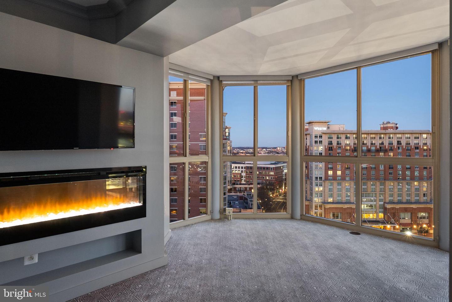 2181 JAMIESON AVE #1605, ALEXANDRIA, Virginia 22314, 3 Bedrooms Bedrooms, 6 Rooms Rooms,2 BathroomsBathrooms,Residential,For sale,2181 JAMIESON AVE #1605,VAAX2052828 MLS # VAAX2052828