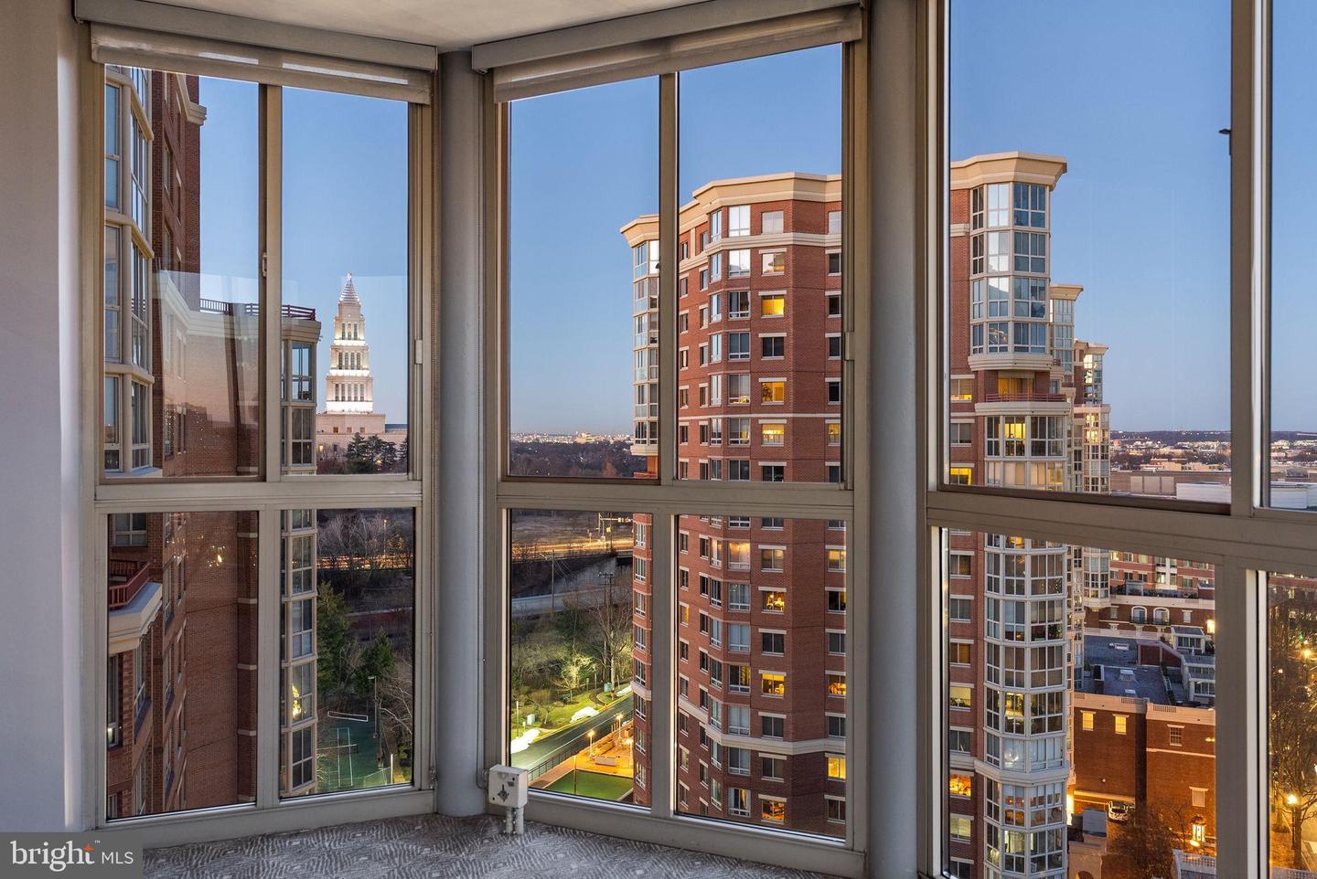 2181 JAMIESON AVE #1605, ALEXANDRIA, Virginia 22314, 3 Bedrooms Bedrooms, 6 Rooms Rooms,2 BathroomsBathrooms,Residential,For sale,2181 JAMIESON AVE #1605,VAAX2052828 MLS # VAAX2052828