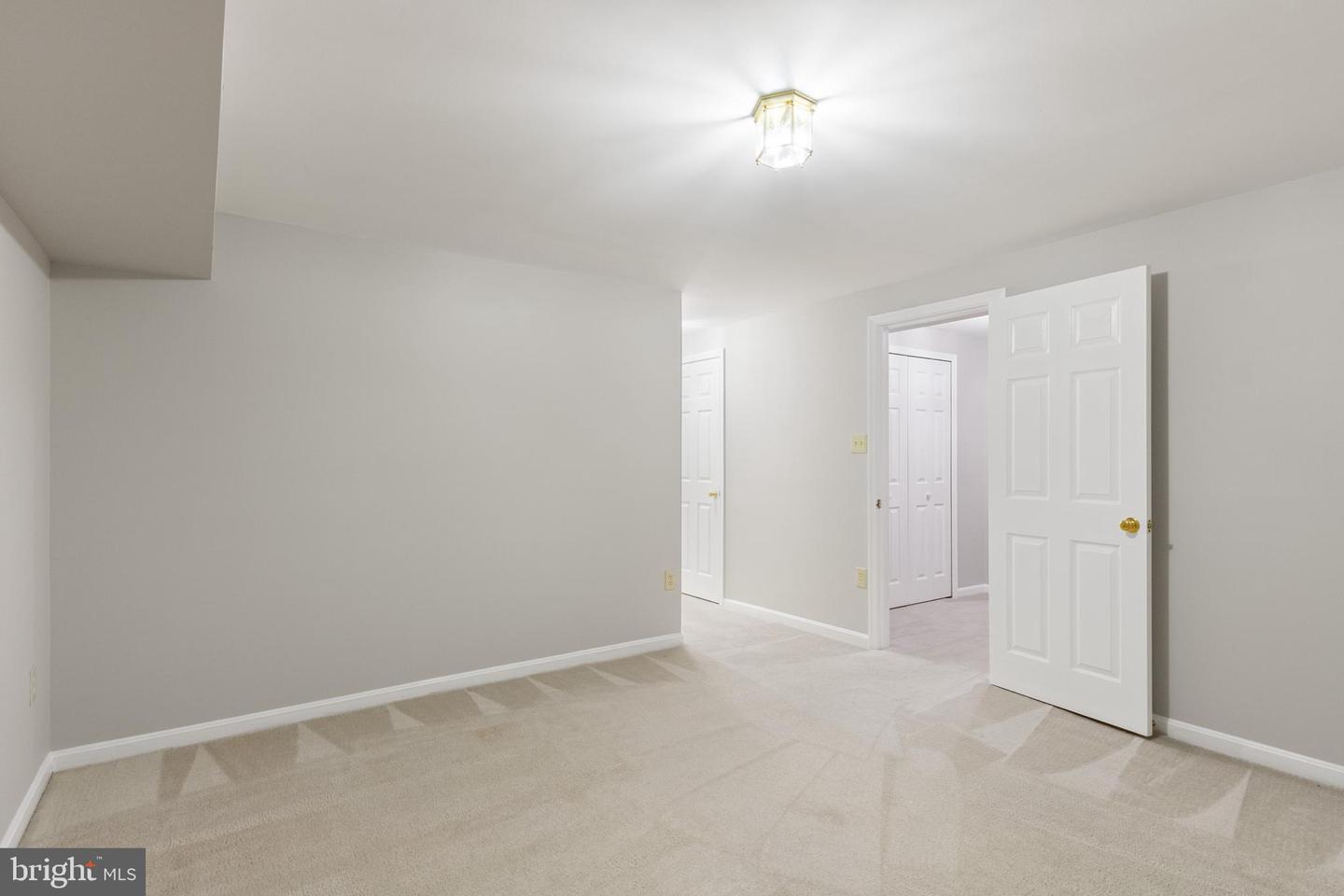 11819 TROIKA CT, WOODBRIDGE, Virginia 22192, 4 Bedrooms Bedrooms, ,4 BathroomsBathrooms,Residential,For sale,11819 TROIKA CT,VAPW2110330 MLS # VAPW2110330