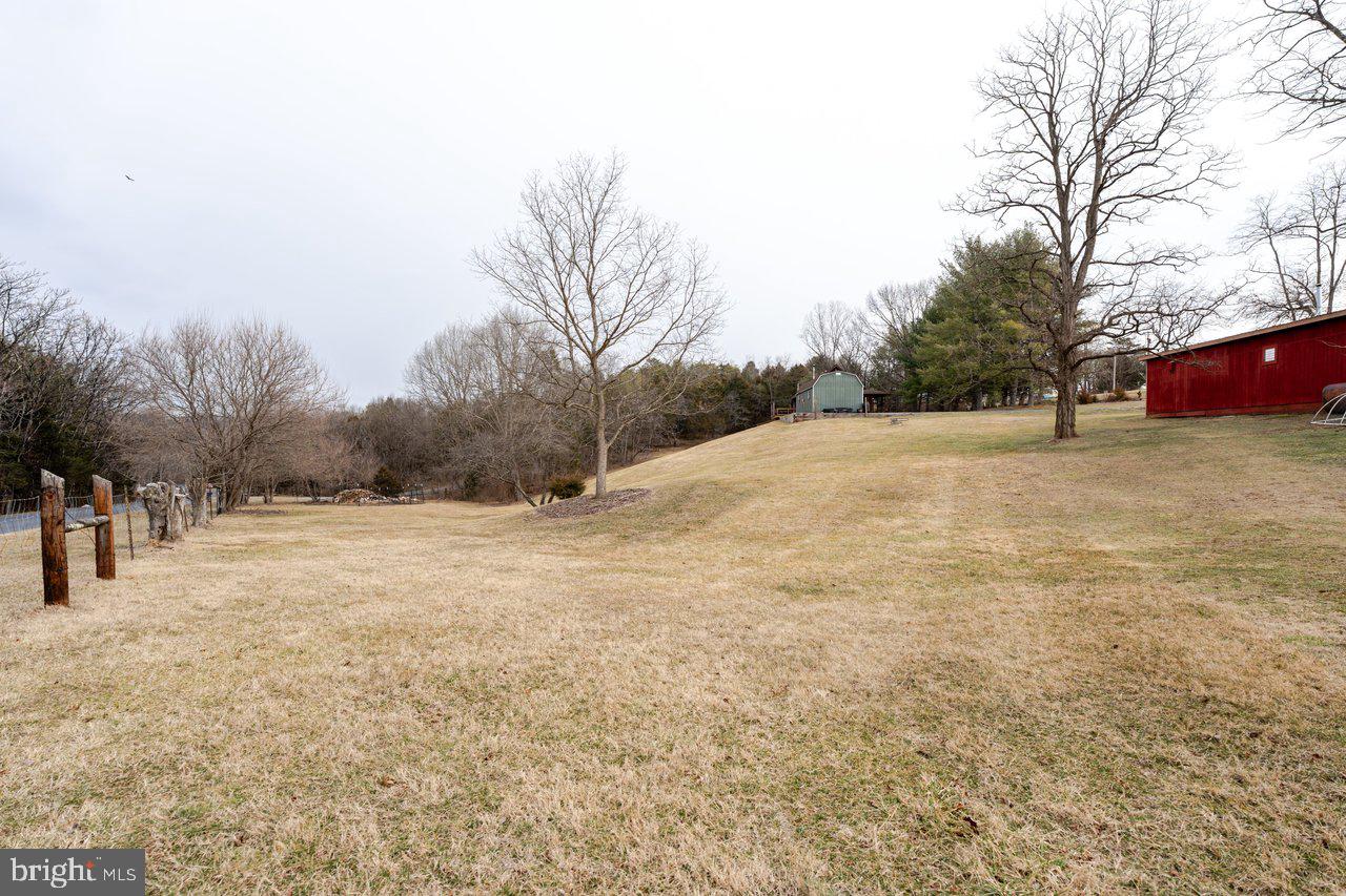 121 SPIKER LN, STRASBURG, Virginia 22657, 4 Bedrooms Bedrooms, 16 Rooms Rooms,2 BathroomsBathrooms,Residential,For sale,121 SPIKER LN,VASH2013344 MLS # VASH2013344