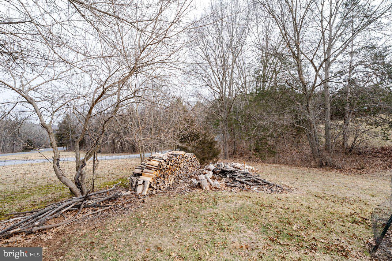 121 SPIKER LN, STRASBURG, Virginia 22657, 4 Bedrooms Bedrooms, 16 Rooms Rooms,2 BathroomsBathrooms,Residential,For sale,121 SPIKER LN,VASH2013344 MLS # VASH2013344