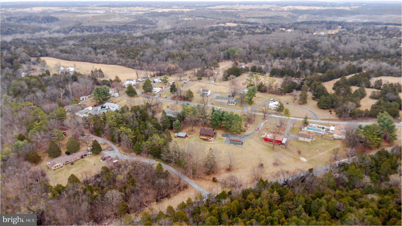 121 SPIKER LN, STRASBURG, Virginia 22657, 4 Bedrooms Bedrooms, 16 Rooms Rooms,2 BathroomsBathrooms,Residential,For sale,121 SPIKER LN,VASH2013344 MLS # VASH2013344