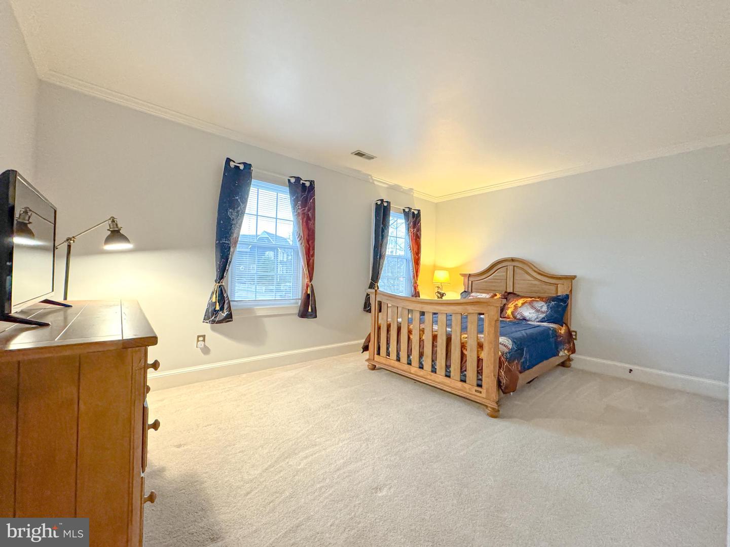 6114 N WILLOW POND DR, FREDERICKSBURG, Virginia 22407, 5 Bedrooms Bedrooms, ,2 BathroomsBathrooms,Residential,For sale,6114 N WILLOW POND DR,VASP2038554 MLS # VASP2038554