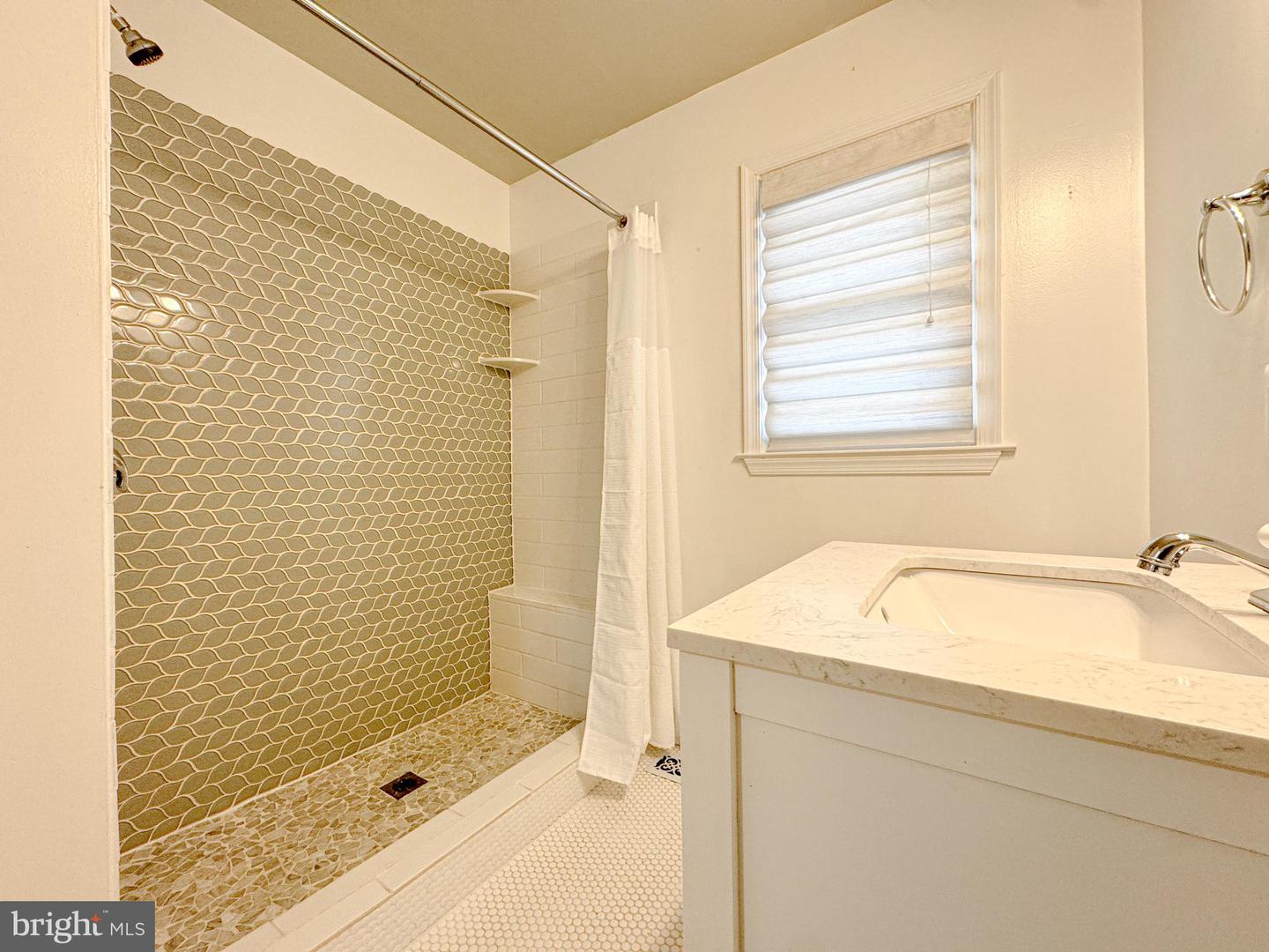 10 BLAIR RD, FREDERICKSBURG, Virginia 22405, 3 Bedrooms Bedrooms, ,1 BathroomBathrooms,Residential,For sale,10 BLAIR RD,VAST2045168 MLS # VAST2045168