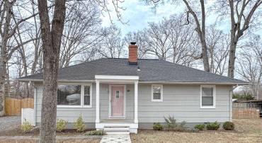 10 BLAIR RD, FREDERICKSBURG, Virginia 22405, 3 Bedrooms Bedrooms, ,1 BathroomBathrooms,Residential,For sale,10 BLAIR RD,VAST2045168 MLS # VAST2045168