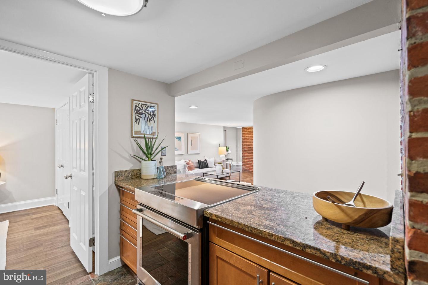 1726 17TH ST NW #B1, WASHINGTON, District Of Columbia 20009, 2 Bedrooms Bedrooms, ,2 BathroomsBathrooms,Residential,For sale,1726 17TH ST NW #B1,DCDC2241012 MLS # DCDC2241012