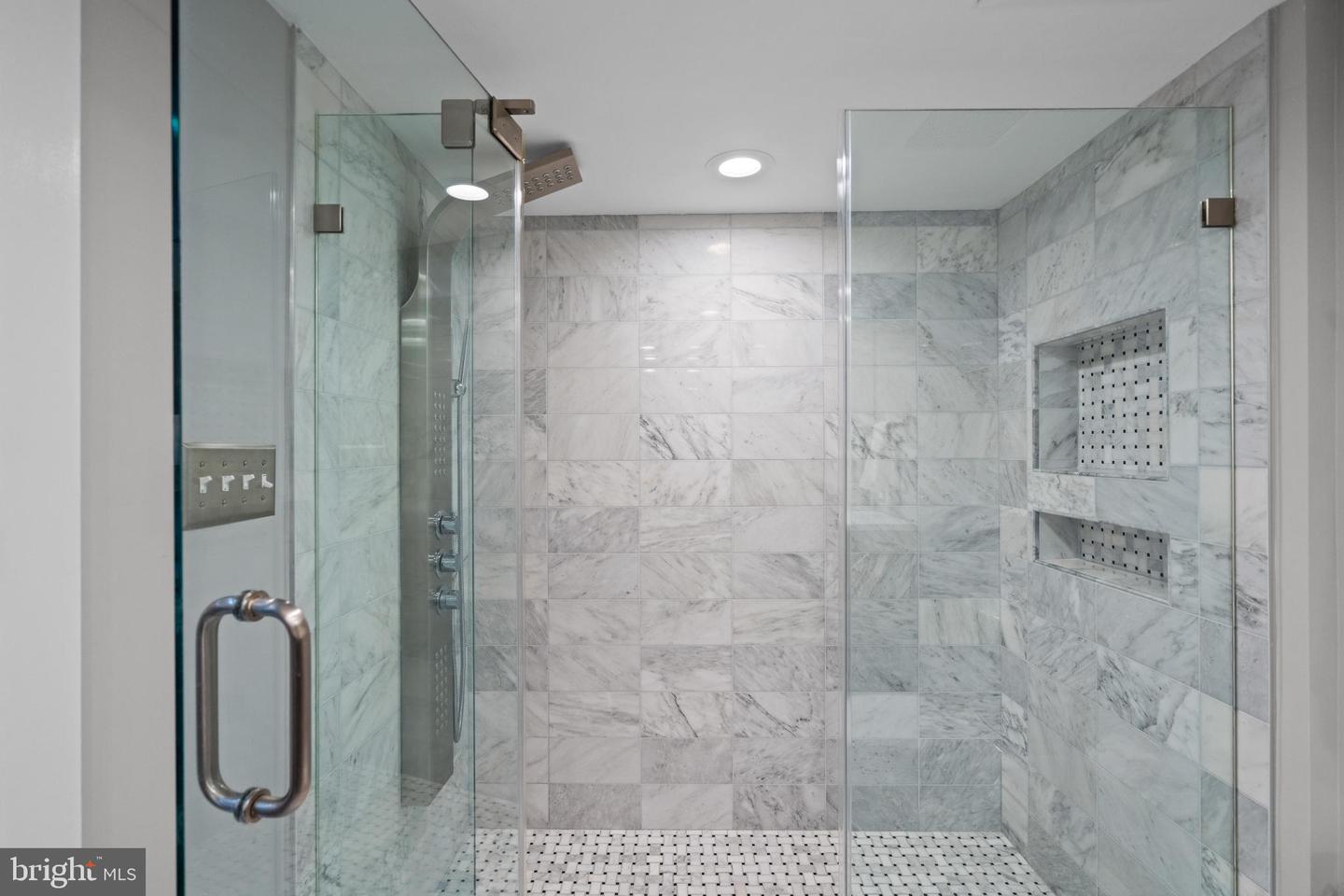 1726 17TH ST NW #B1, WASHINGTON, District Of Columbia 20009, 2 Bedrooms Bedrooms, ,2 BathroomsBathrooms,Residential,For sale,1726 17TH ST NW #B1,DCDC2241012 MLS # DCDC2241012