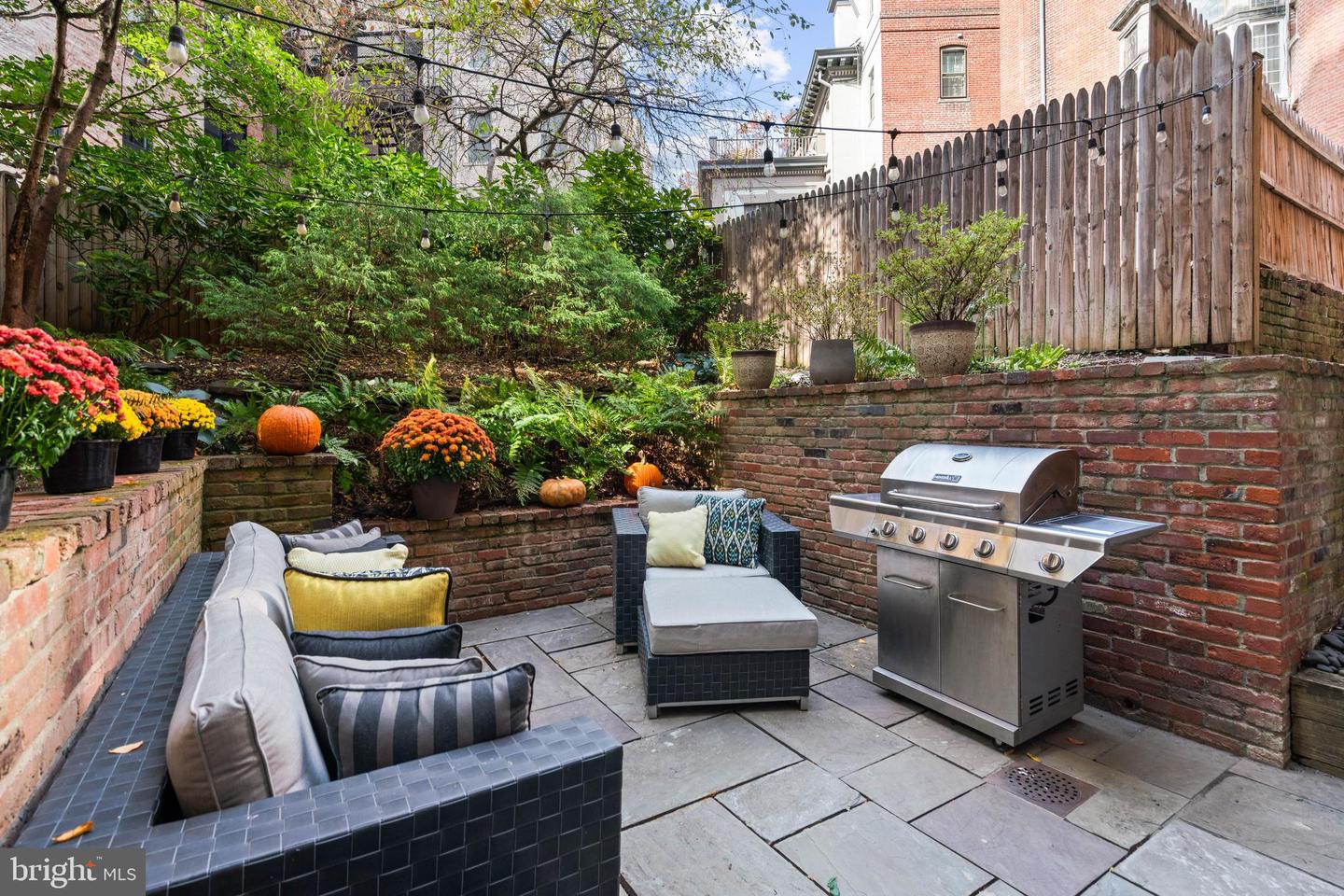 1726 17TH ST NW #B1, WASHINGTON, District Of Columbia 20009, 2 Bedrooms Bedrooms, ,2 BathroomsBathrooms,Residential,For sale,1726 17TH ST NW #B1,DCDC2241012 MLS # DCDC2241012