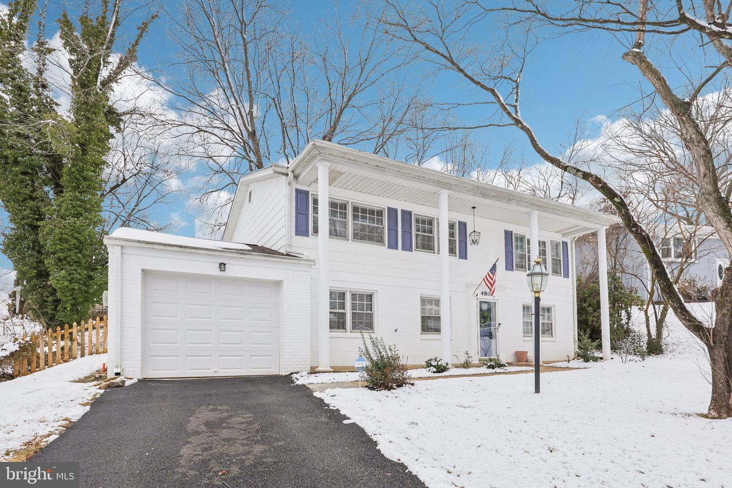 4807 KELLOGG DR, WOODBRIDGE, Virginia 22193, 4 Bedrooms Bedrooms, ,3 BathroomsBathrooms,Residential,For sale,4807 KELLOGG DR,VAPW2110636 MLS # VAPW2110636