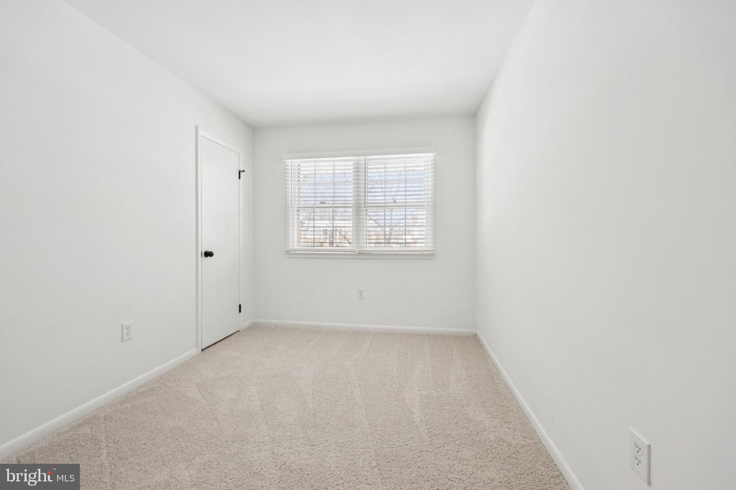 4807 KELLOGG DR, WOODBRIDGE, Virginia 22193, 4 Bedrooms Bedrooms, ,3 BathroomsBathrooms,Residential,For sale,4807 KELLOGG DR,VAPW2110636 MLS # VAPW2110636