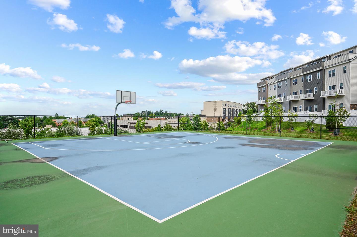 46294 MOUNT MILSTEAD TER #303, STERLING, Virginia 20164, 2 Bedrooms Bedrooms, ,2 BathroomsBathrooms,Residential,For sale,46294 MOUNT MILSTEAD TER #303,VALO2114062 MLS # VALO2114062