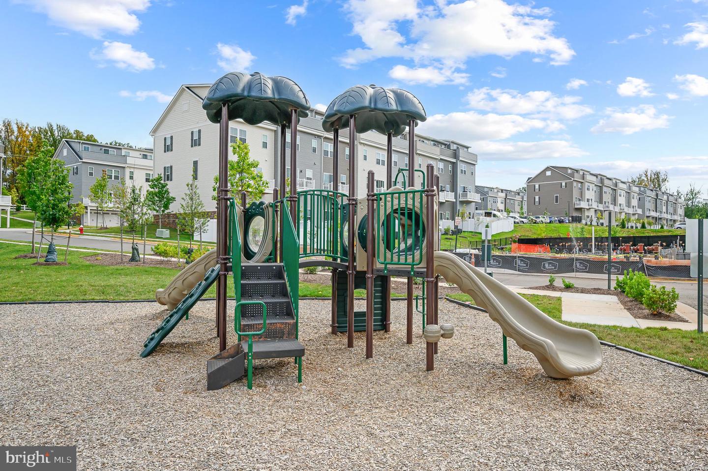 46294 MOUNT MILSTEAD TER #303, STERLING, Virginia 20164, 2 Bedrooms Bedrooms, ,2 BathroomsBathrooms,Residential,For sale,46294 MOUNT MILSTEAD TER #303,VALO2114062 MLS # VALO2114062