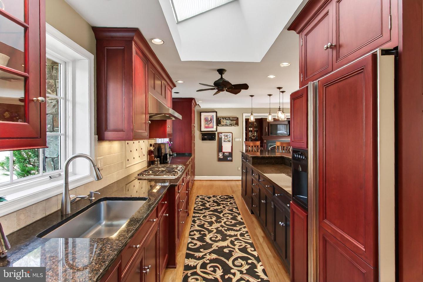 7509 WALTON LN, ANNANDALE, Virginia 22003, 4 Bedrooms Bedrooms, ,3 BathroomsBathrooms,Residential,For sale,7509 WALTON LN,VAFX2286002 MLS # VAFX2286002