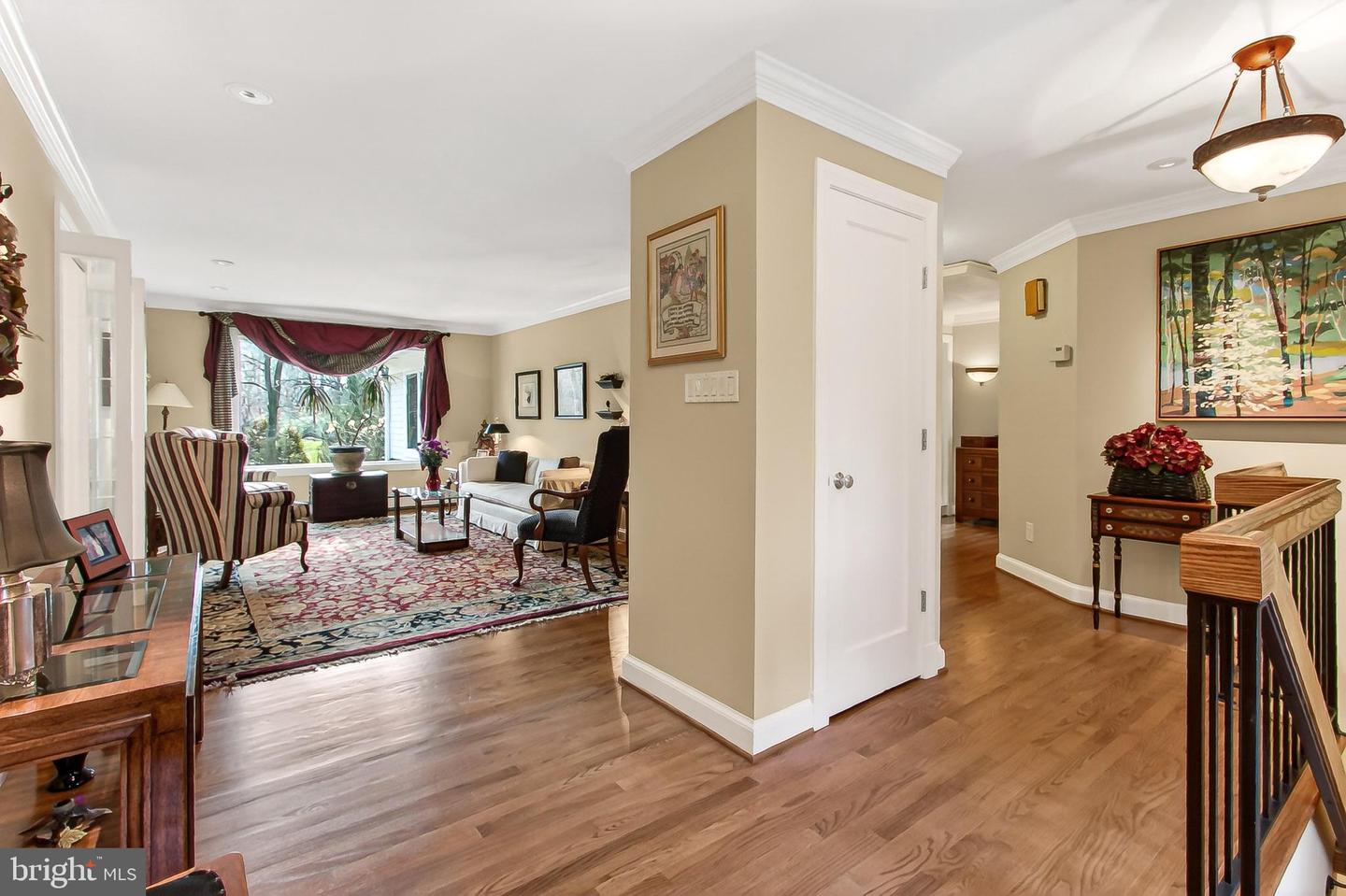 7509 WALTON LN, ANNANDALE, Virginia 22003, 4 Bedrooms Bedrooms, ,3 BathroomsBathrooms,Residential,For sale,7509 WALTON LN,VAFX2286002 MLS # VAFX2286002