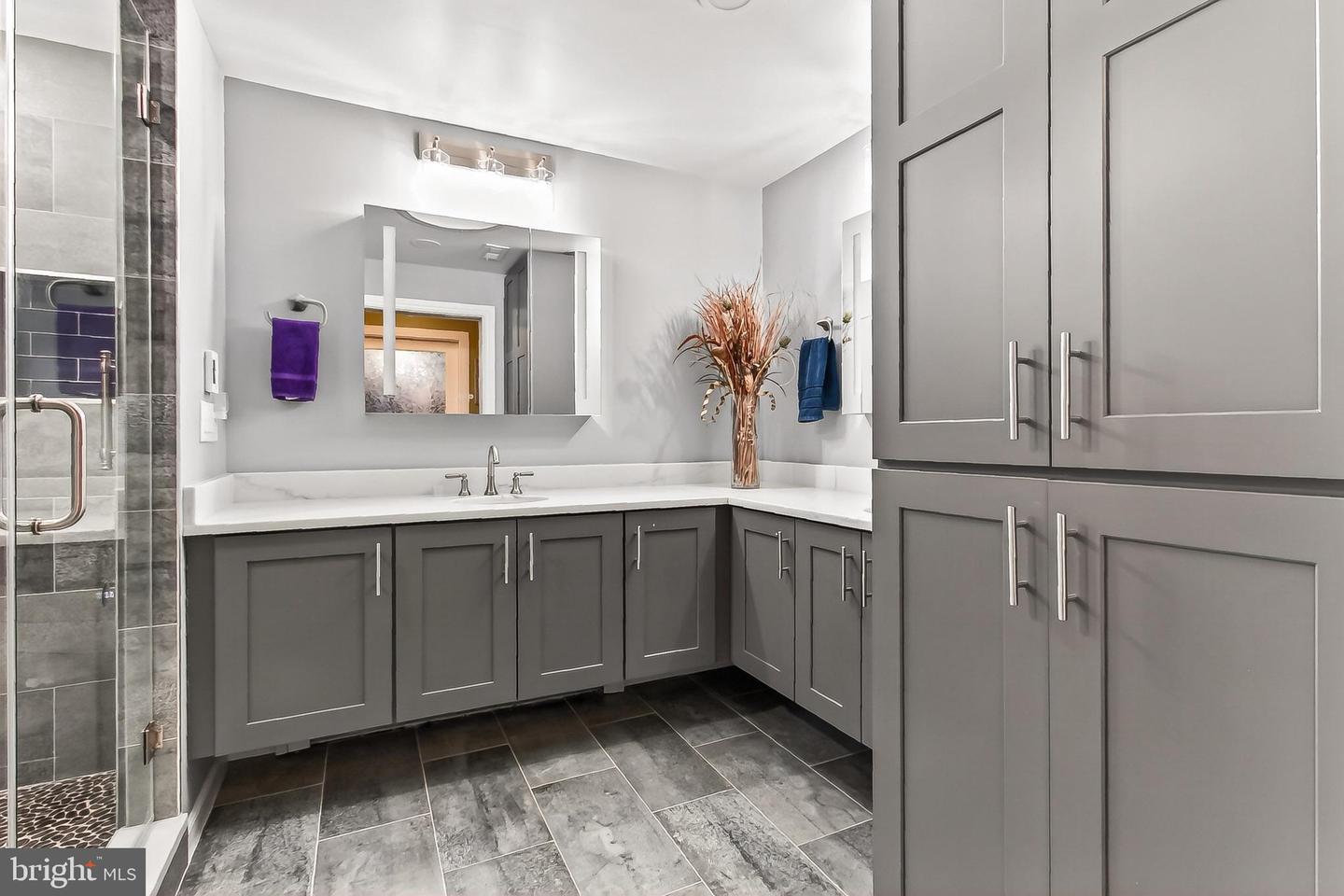 7509 WALTON LN, ANNANDALE, Virginia 22003, 4 Bedrooms Bedrooms, ,3 BathroomsBathrooms,Residential,For sale,7509 WALTON LN,VAFX2286002 MLS # VAFX2286002