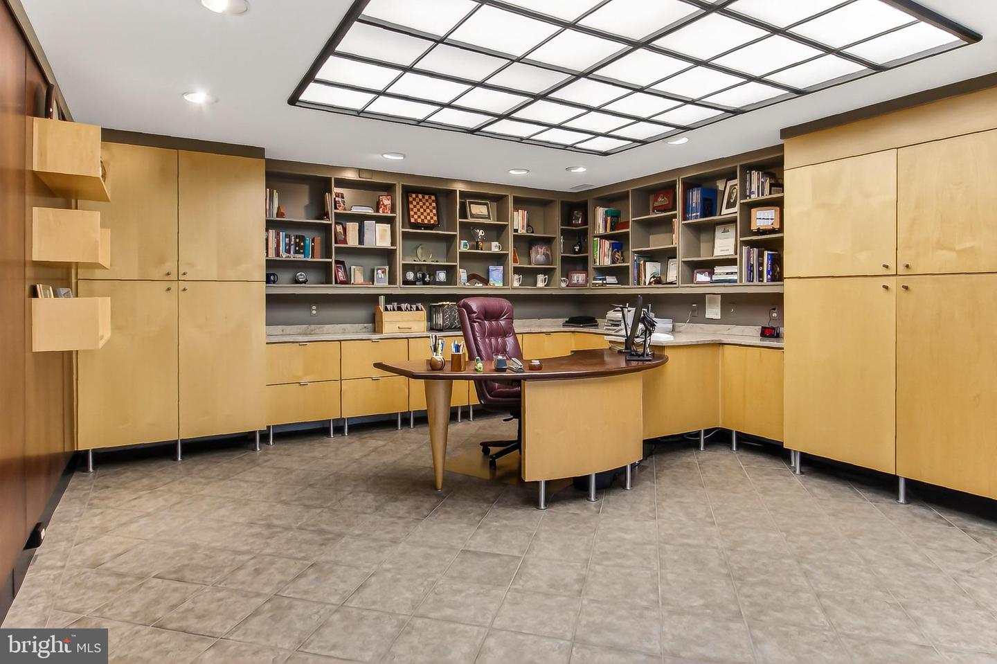 7509 WALTON LN, ANNANDALE, Virginia 22003, 4 Bedrooms Bedrooms, ,3 BathroomsBathrooms,Residential,For sale,7509 WALTON LN,VAFX2286002 MLS # VAFX2286002