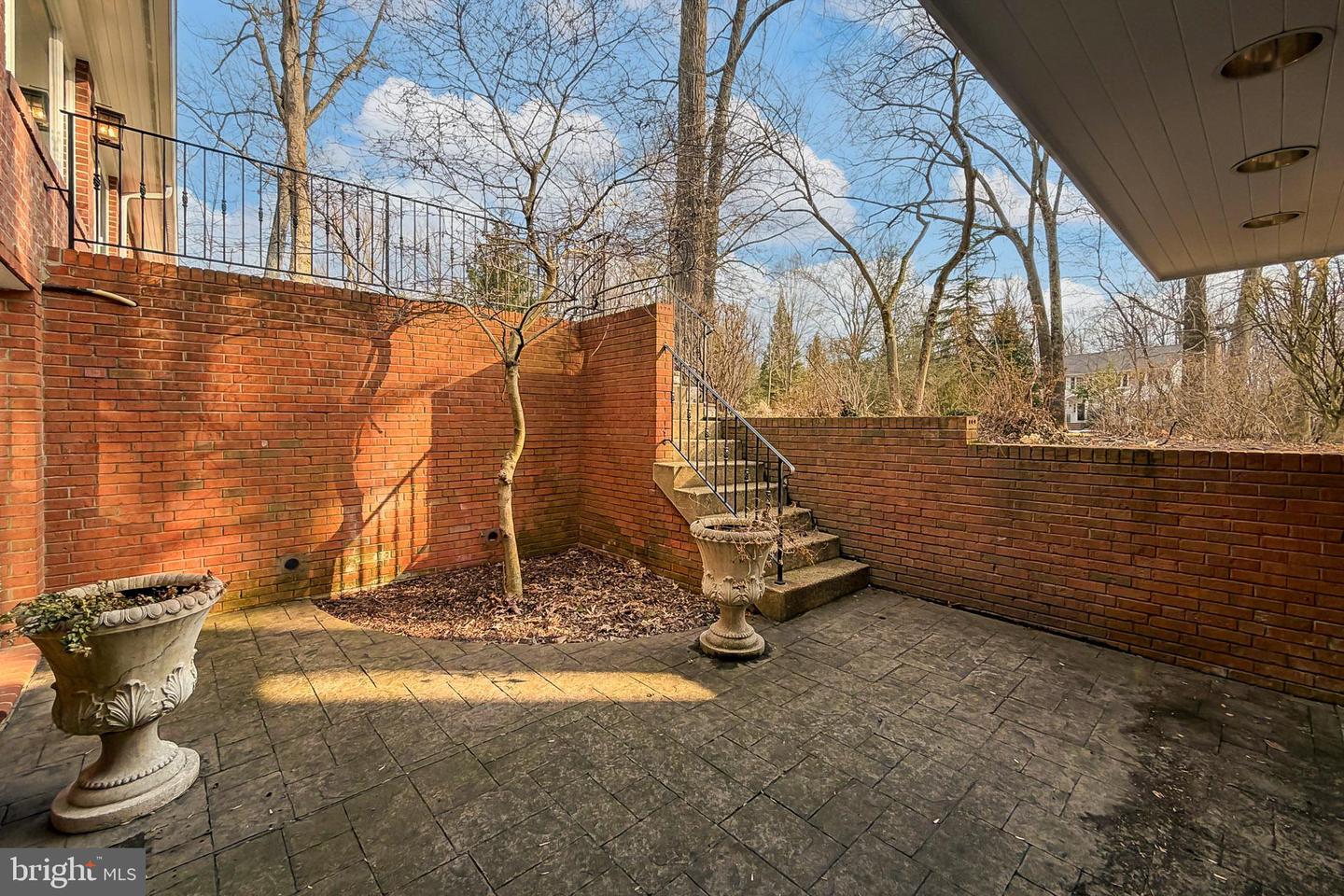 7509 WALTON LN, ANNANDALE, Virginia 22003, 4 Bedrooms Bedrooms, ,3 BathroomsBathrooms,Residential,For sale,7509 WALTON LN,VAFX2286002 MLS # VAFX2286002