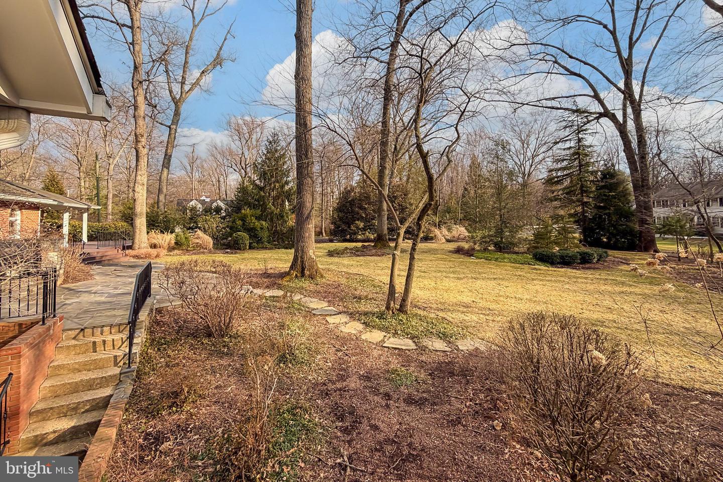 7509 WALTON LN, ANNANDALE, Virginia 22003, 4 Bedrooms Bedrooms, ,3 BathroomsBathrooms,Residential,For sale,7509 WALTON LN,VAFX2286002 MLS # VAFX2286002